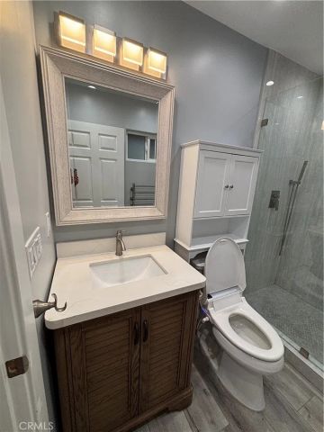 6250 Aura Avenue, Tarzana, CA 91335