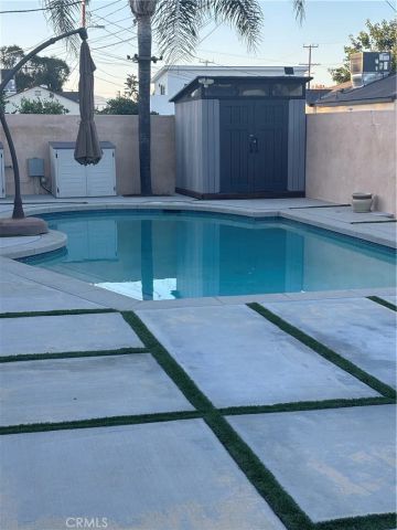 6250 Aura Avenue, Tarzana, CA 91335