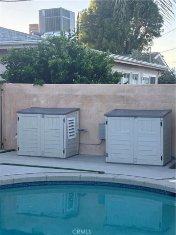 6250 Aura Avenue, Tarzana, CA 91335