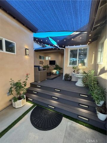 6250 Aura Avenue, Tarzana, CA 91335