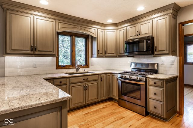 258 Adrienne Drive, Greenwood, IN 46142