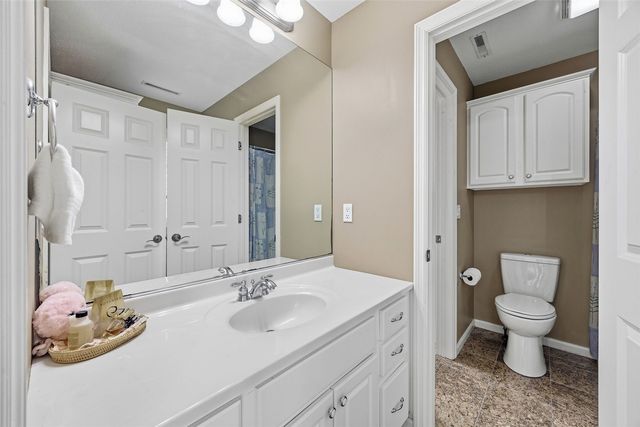 4402 Oak Leaf Court NE, Cedar Rapids, IA 52411