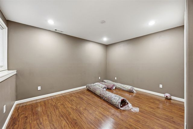 4402 Oak Leaf Court NE, Cedar Rapids, IA 52411