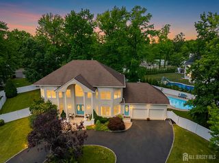 376 Morristown Road, Old Bridge, NJ 07747