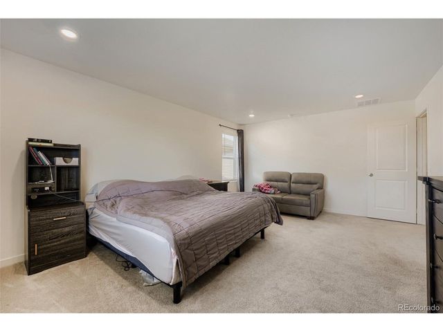 46557 Sunrise Ct, Bennett, CO 80102