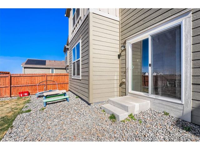 46557 Sunrise Ct, Bennett, CO 80102