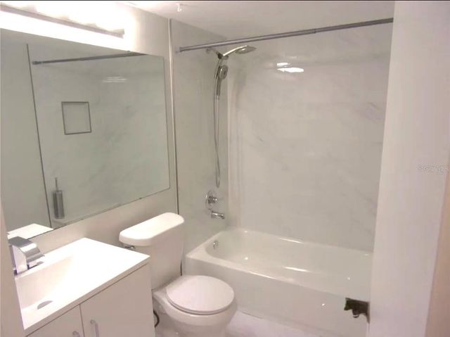 1344 PINE RIDGE CIRCLE E E3, Tarpon Springs, FL 34688