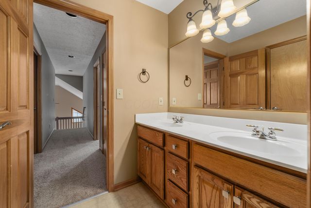 7507 Lismore Drive, Reynoldsburg, OH 43068