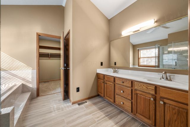 7507 Lismore Drive, Reynoldsburg, OH 43068