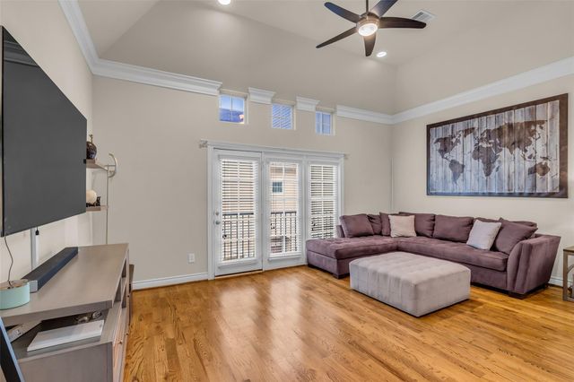 2835 Clinton Drive, Houston, TX 77020