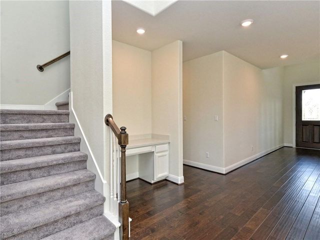 15716 Cinca Terra DR, Austin, TX 78738