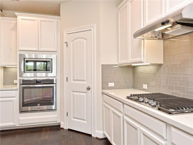 15716 Cinca Terra DR, Austin, TX 78738