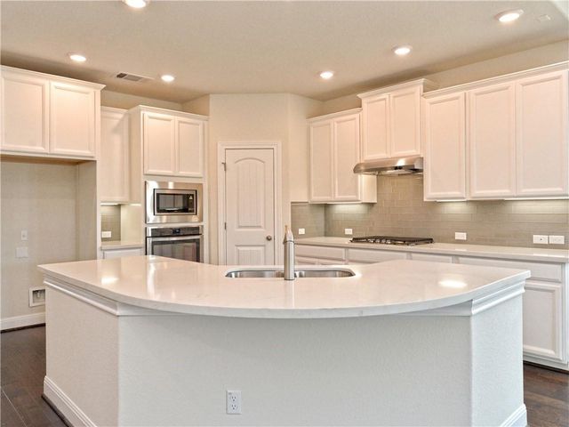 15716 Cinca Terra DR, Austin, TX 78738