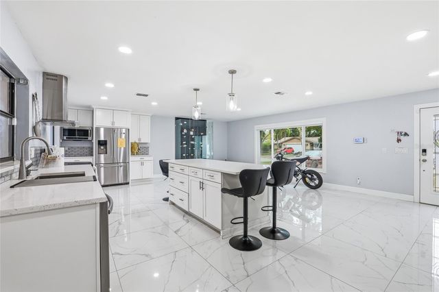 5312 BLACK PINE DRIVE, Tampa, FL 33624