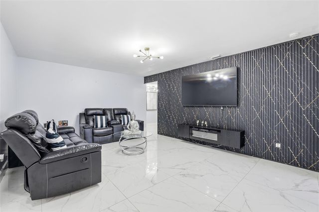 5312 BLACK PINE DRIVE, Tampa, FL 33624