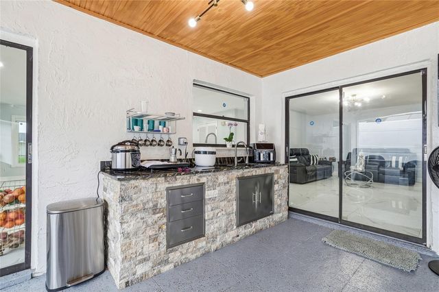 5312 BLACK PINE DRIVE, Tampa, FL 33624