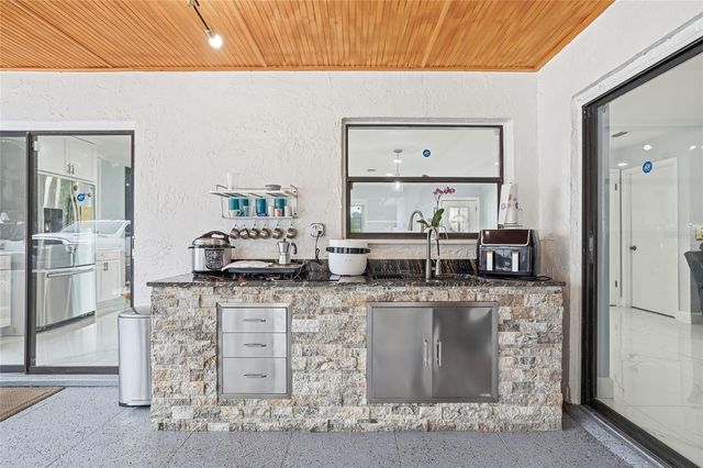 5312 BLACK PINE DRIVE, Tampa, FL 33624