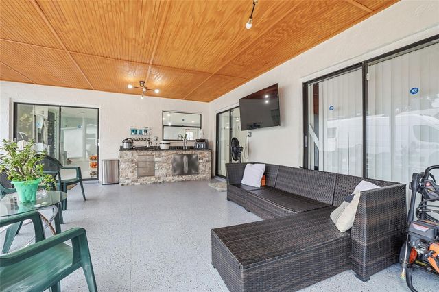 5312 BLACK PINE DRIVE, Tampa, FL 33624