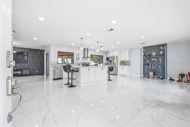 5312 BLACK PINE DRIVE, Tampa, FL 33624