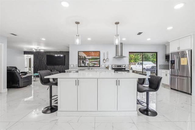 5312 BLACK PINE DRIVE, Tampa, FL 33624