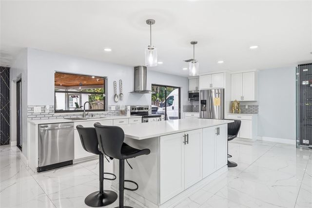 5312 BLACK PINE DRIVE, Tampa, FL 33624