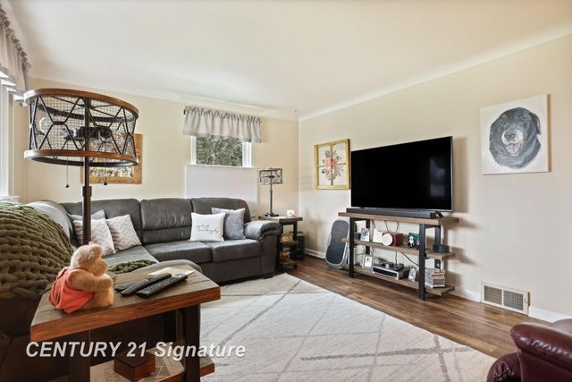 3120 Barnard Road, Saginaw, MI 48603