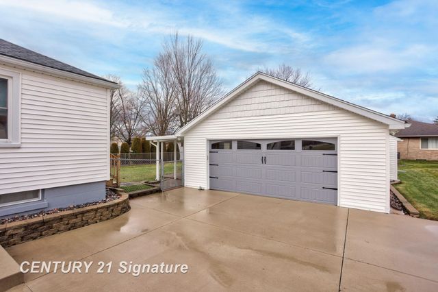 3120 Barnard Road, Saginaw, MI 48603