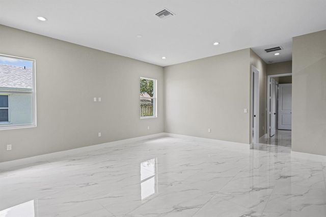 3257 SE West Snow Road, Port St. Lucie, FL 34984