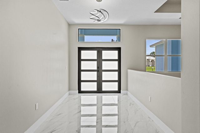 3257 SE West Snow Road, Port St. Lucie, FL 34984