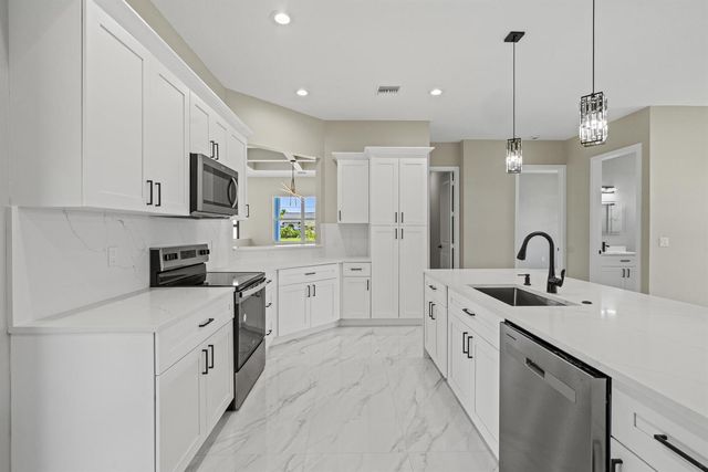 3257 SE West Snow Road, Port St. Lucie, FL 34984