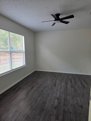 5049 Urban Avenue, Dallas, TX 75227