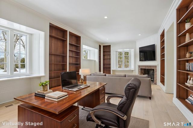 1085 Ridge Road, Hamden, CT 06517