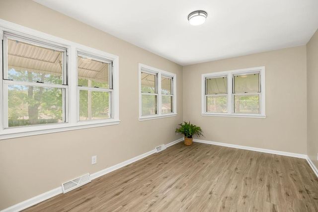 102 S 18th Street, Leavenworth, KS 66048