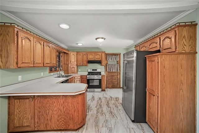 1300 Broadway Street, Independence, MO 64050