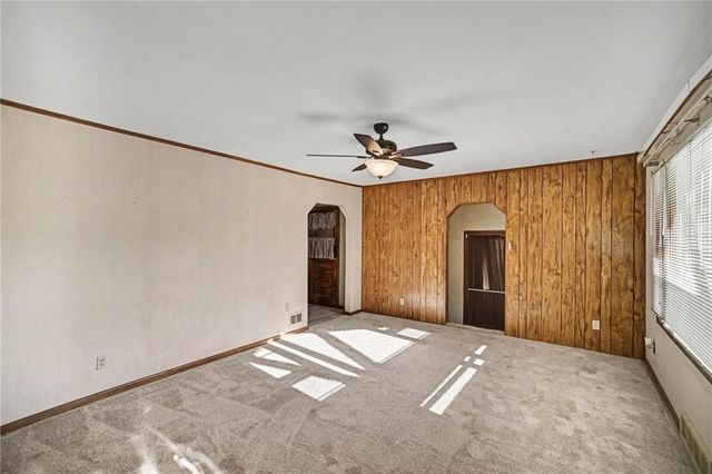 1300 Broadway Street, Independence, MO 64050