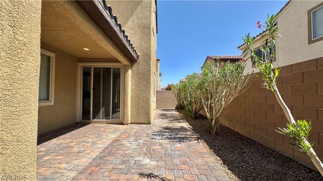 5848 RUSTIC PRAIRIE Street, Las Vegas, NV 89148