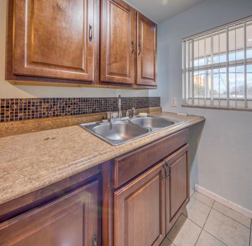 111 N L Street 8, Lake Worth Beach, FL 33460