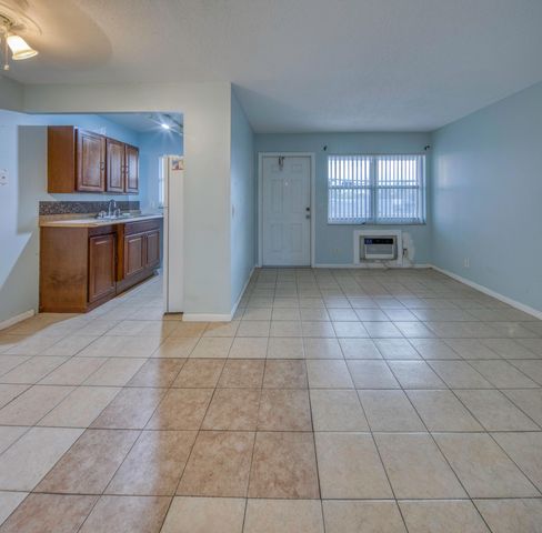 111 N L Street 8, Lake Worth Beach, FL 33460