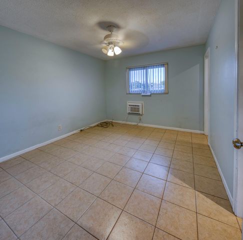 111 N L Street 8, Lake Worth Beach, FL 33460