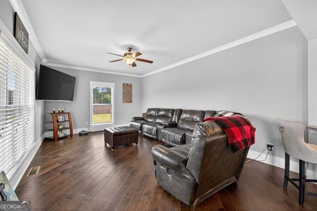 2112 Meadowood Cove, Monroe, GA 30655