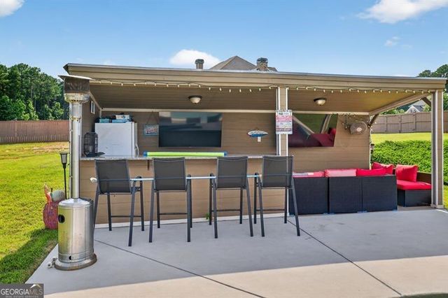 2112 Meadowood Cove, Monroe, GA 30655