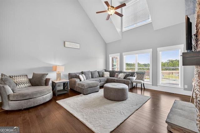 2112 Meadowood Cove, Monroe, GA 30655