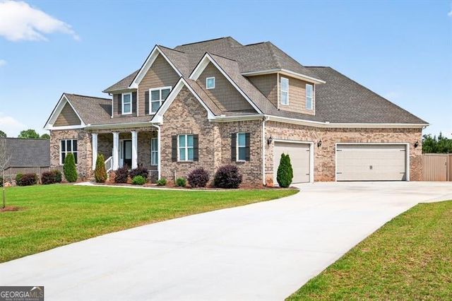 2112 Meadowood Cove, Monroe, GA 30655