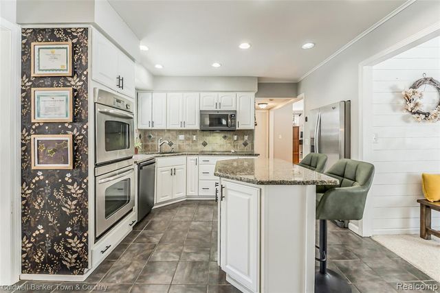 1420 Butler Boulevard, Howell, MI 48843