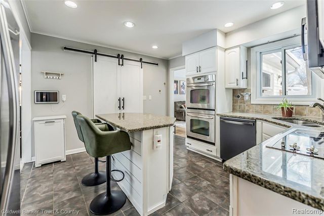 1420 Butler Boulevard, Howell, MI 48843