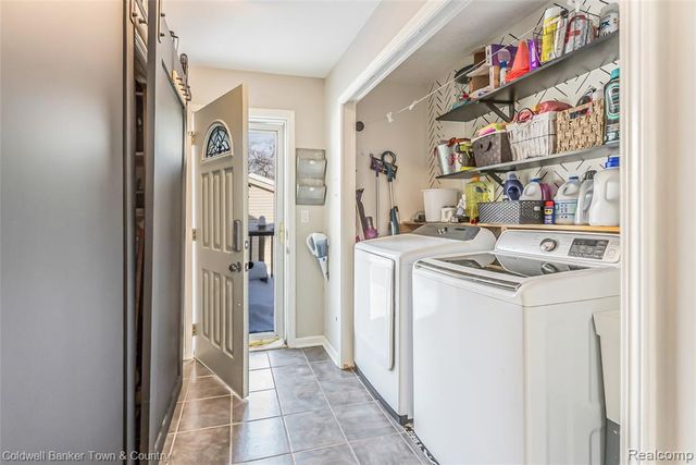 1420 Butler Boulevard, Howell, MI 48843