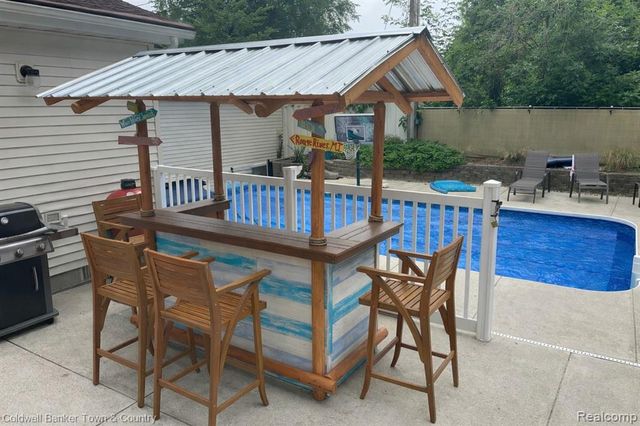 1420 Butler Boulevard, Howell, MI 48843