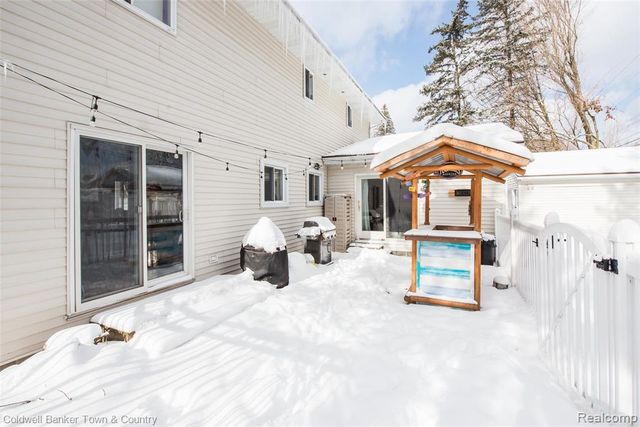 1420 Butler Boulevard, Howell, MI 48843