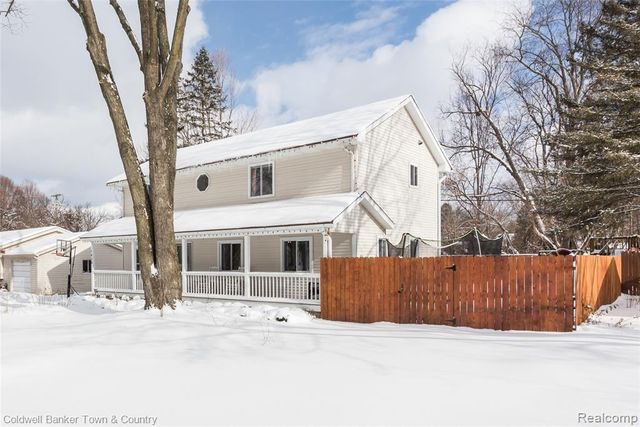 1420 Butler Boulevard, Howell, MI 48843