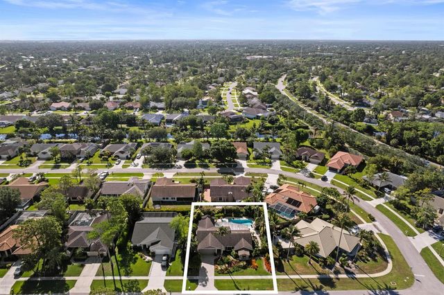 14372 Horseshoe Trace, Wellington, FL 33414